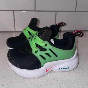 Nike toddler prestos size 5c